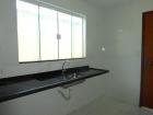 Imóvel em Rio das Ostras, 3 quartos (2 Suítes), 3 banheiros, cozinha, corredor lateral