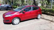 New Fiesta Hatch - Completo - Vermelho - Computador de bordo e Sensor de ré - 2014